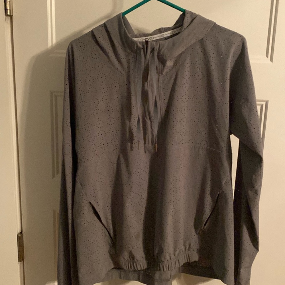 Carrie Underwood size medium light weigh jacket